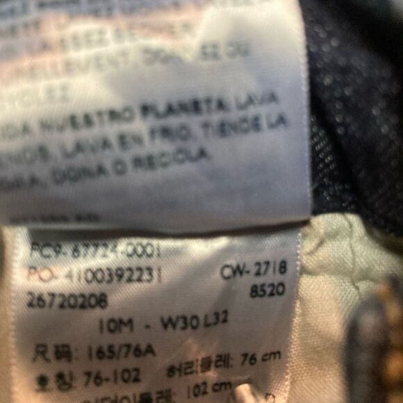 LEVI STRAUSS Signature distressed Women’s jeans Size 30 Inseam 28” Blue DarkWash - Picture 7 of 12